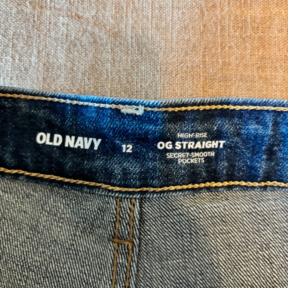 Old Navy Denim Shorts OG Straight 12 High Rise Raw Hem Dark Wash Distressed Boho - Picture 3 of 7